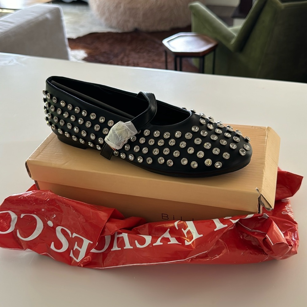 NWT BILLINI JASLYN DIAMOND STUDDED BALLET FLAT SZ 9